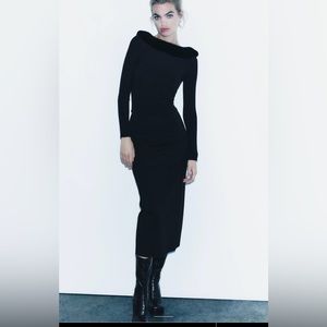 NWT ZARA KNIT SWEATER WITH FAUX FUR COLLAR
